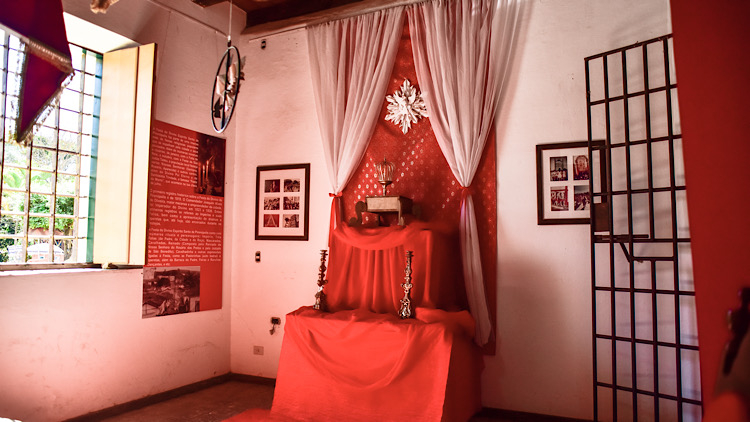 EB56C941-9AB4-4080-8DD8-26957F36BD33